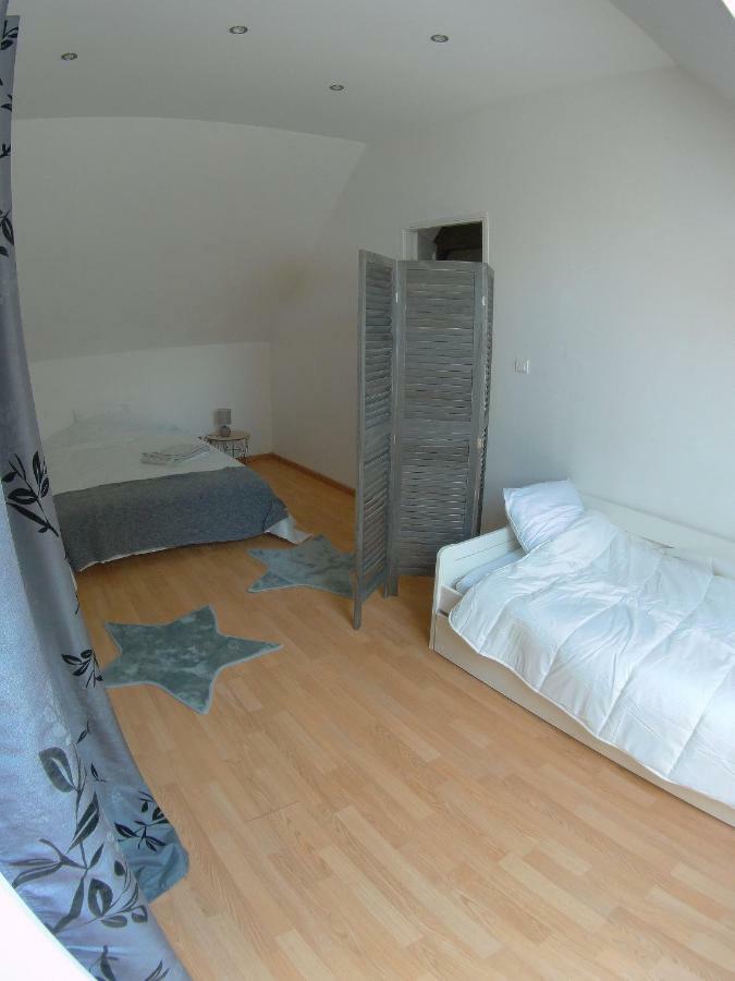 Au Bonheur Des Anes - Gite Topaze Le Quesnoy-en-Santerre ภายนอก รูปภาพ